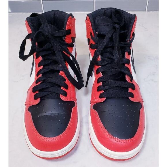 Nike Air Jordan 1 Retro High Rare Air Max Youth Sz. 5.5 Red & Black 705300-800 - Picture 4 of 16